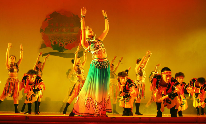 舞蹈《草原茫茫》